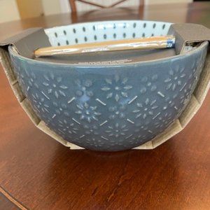 Signature Housewares 26-Ounce Noodle Bowls With Chopsticks